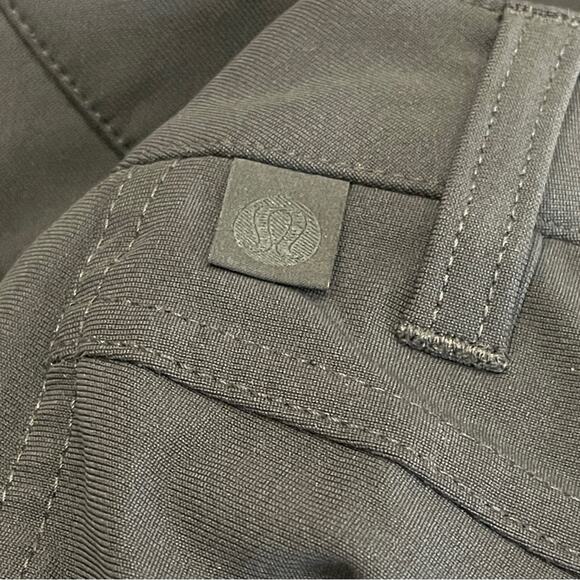 Men’s Lululemon ABC Casual everyday work career technical Pants slacks - Picture 11 of 11